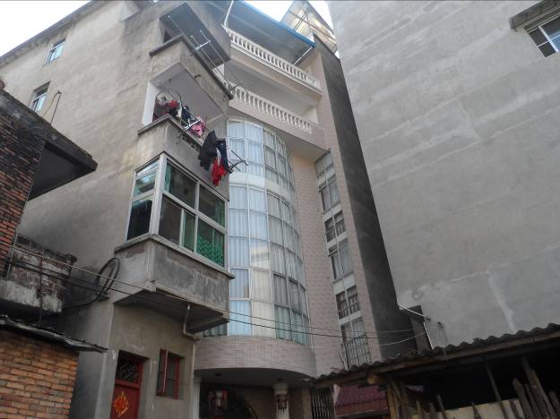 城北棠发洋施老亭38号房屋
